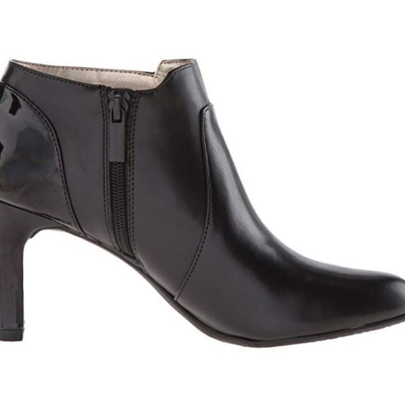 *SALE* Bandolino Liron Ankle Dress Booties Black - Picture 5 of 6